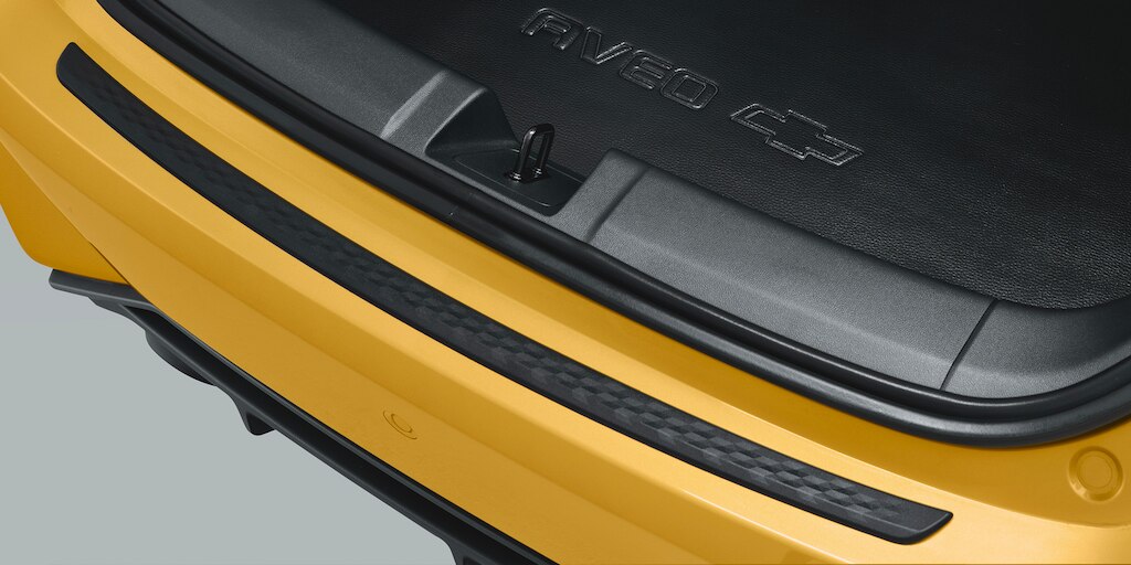 Equipa el interior de tu Chevrolet Aveo Hatchback 2024 con un protector de cajuela