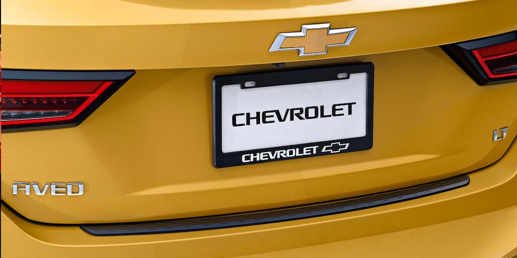 Porta placas para tu auto Chevrolet Aveo HB 2024
