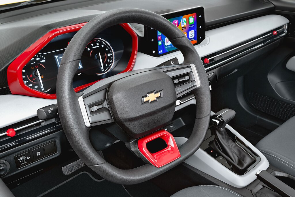 Accesorios internos originales: set de molduras a color de carrocería para tu nuevo auto tipo sedán Chevrolet Aveo 2024