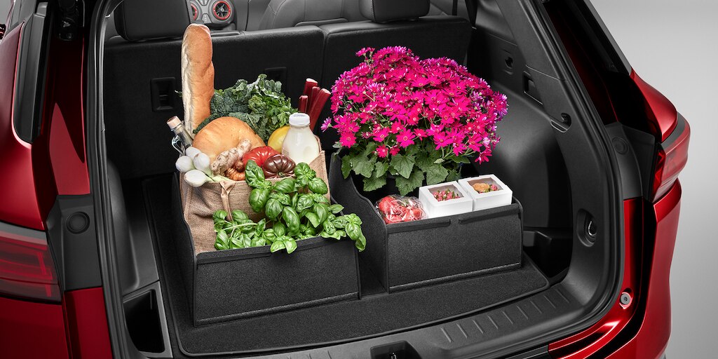 Con los accesorios para interior de Chevrolet Blazer 2024 personaliza el diseño y funcionalidad de tu camioneta mediana