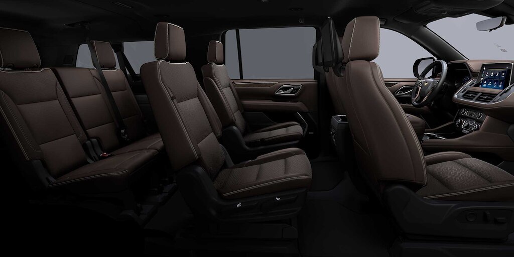 Chevrolet Suburban 2024 con interior en color piel mocha