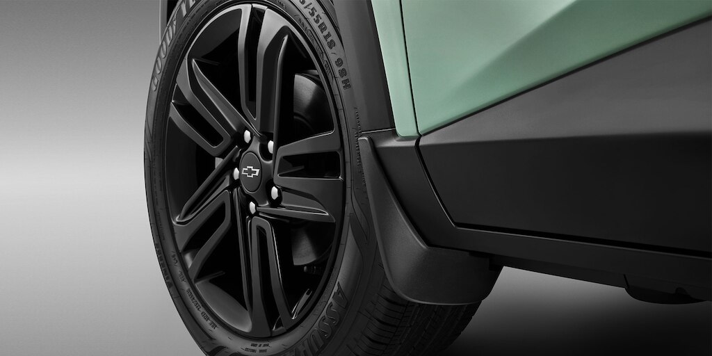 Loderas moldeadas en negro para Chevrolet Trax 2024