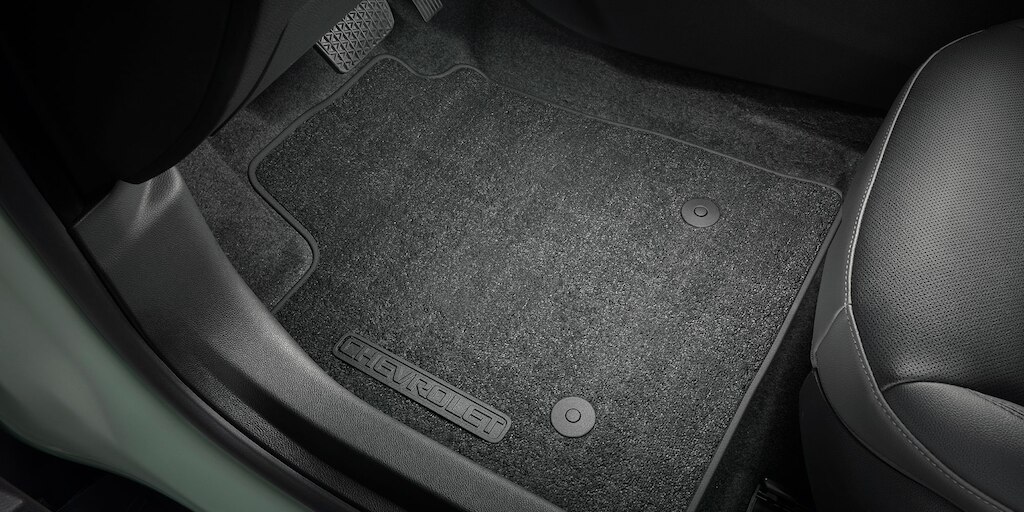 Tapetes de alfombra 1ra y segunda fila para Chevrolet trax 2024