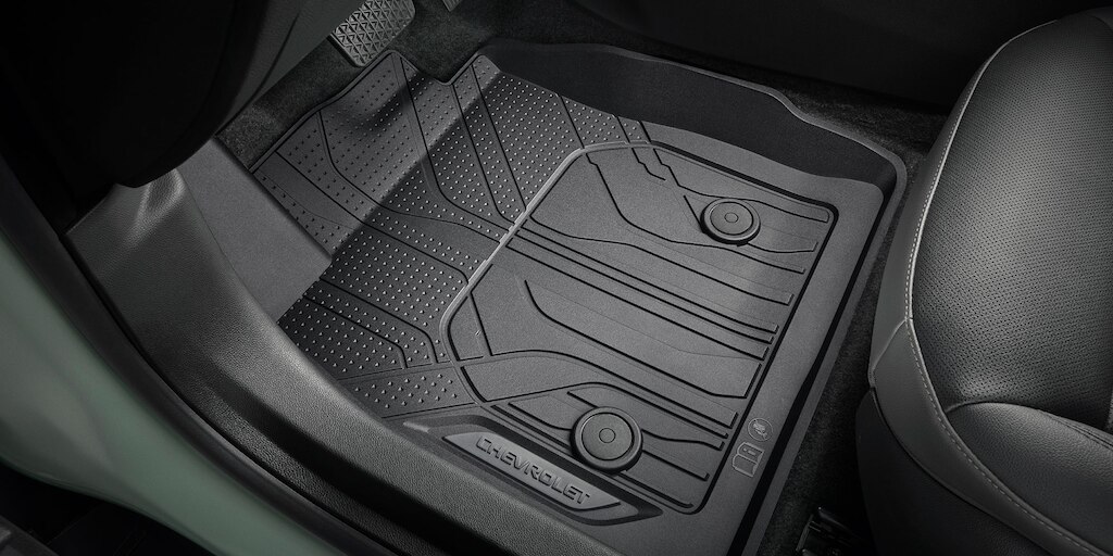 Tapetes de vinil rígido 1ra y 2da fila para Chevrolet Trax 2024