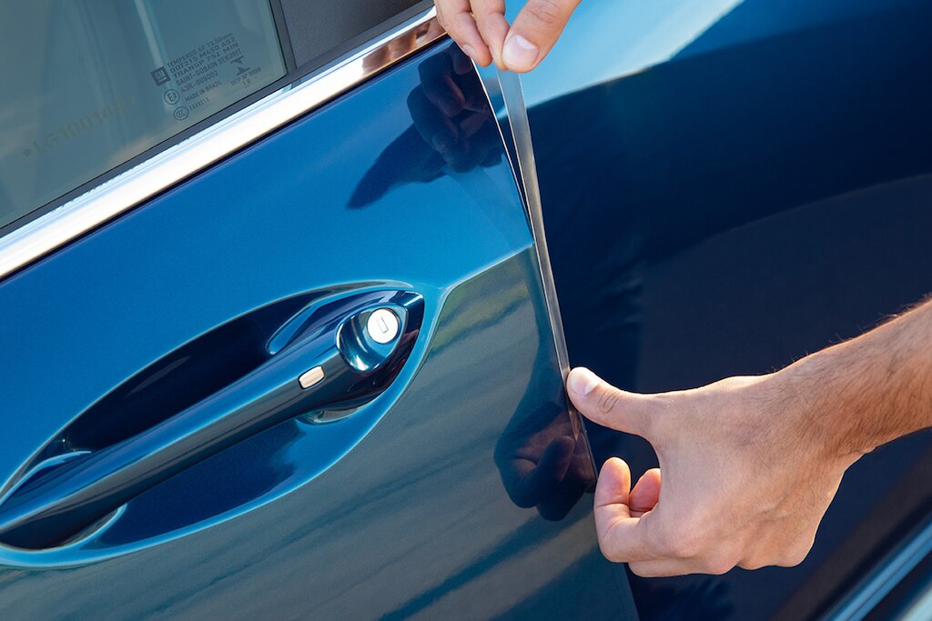 Película de protección de pintura para filos de puerta