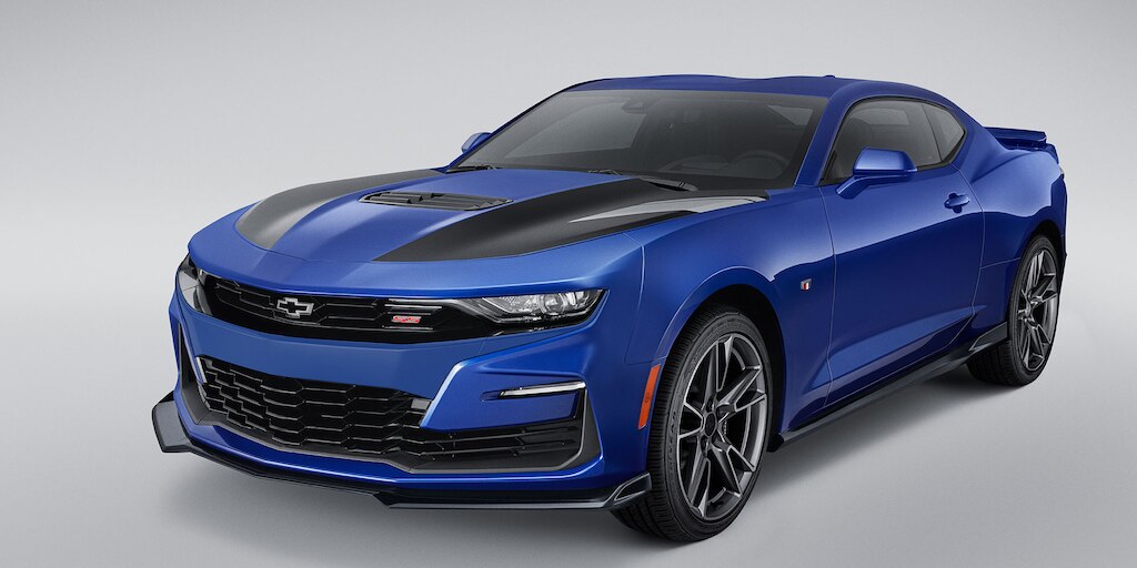 Paquete de accesorios exteriores disponibles para Chevrolet Camaro Coupé 2024, auto deportivo