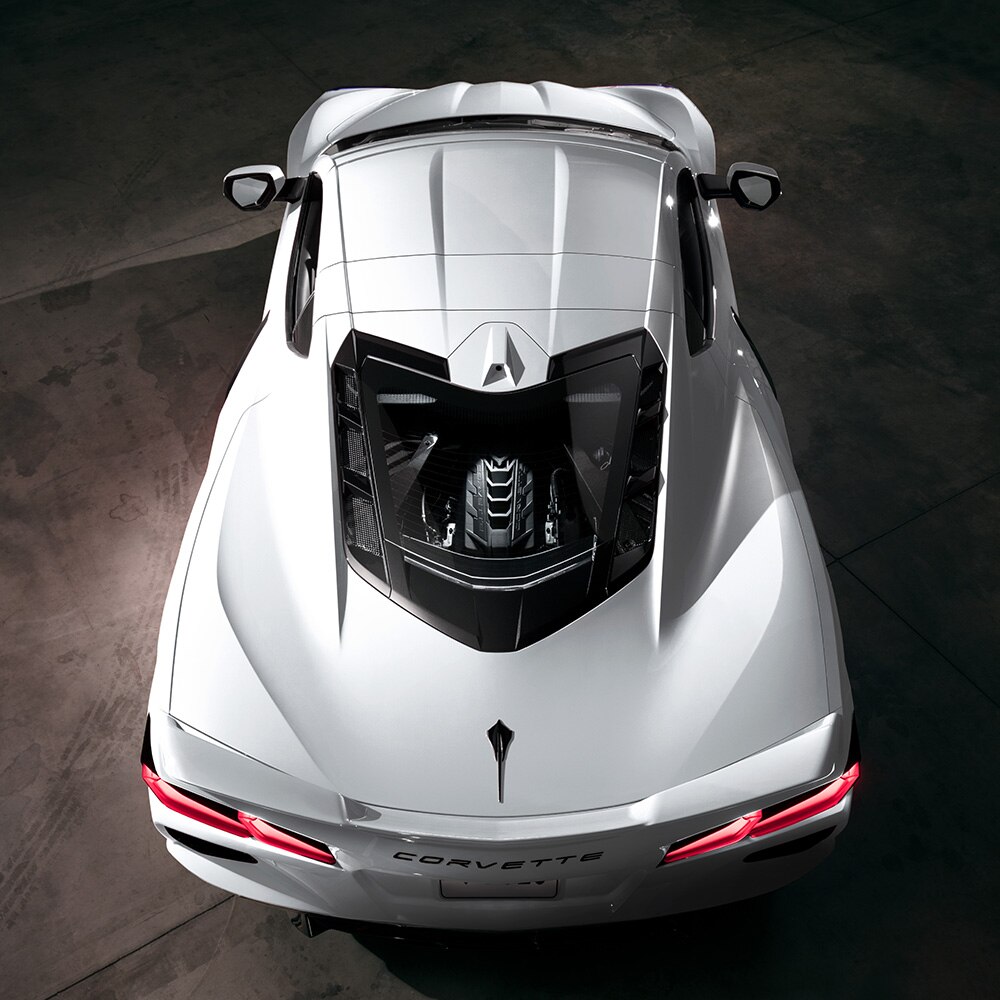 Corvette Stingray 2025, carro deportivo de lujo con techo removible, transparente y vista de fibra de carbono