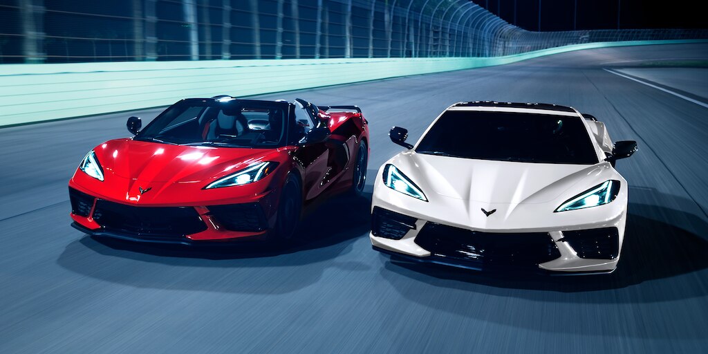 Chevrolet Corvette 2025 carro deportivo de lujo con paquete aerodinámico y sistema de enfriamiento