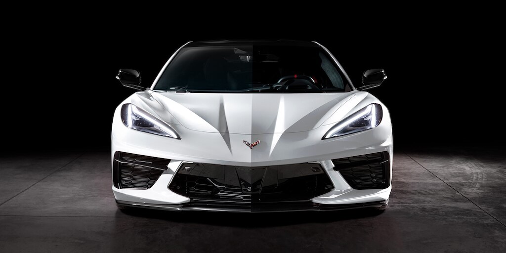 Faros delanteros de LED con función Auto On/Off y detección de túnel para Chevrolet Corvette 2025