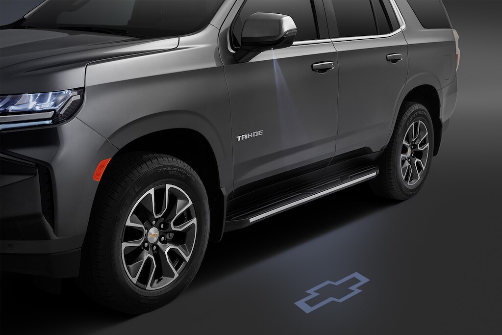 Proyectores para espejos de emblema Chevrolet para Cheyenne ZR2 BISON 2024