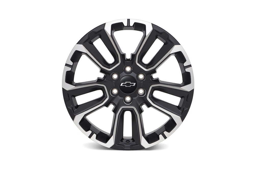 Rin de aluminio de 22 pulgadas con insertos en aluminio de 5 brazos para Chevrolet Cheyenne ZR2 BISON 2024