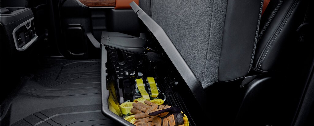 Nueva Chevrolet Cheyenne ZR2 BISON 2024, legendaria camioneta pickup con motor Ecotec V8, diseñada con gran agilidad y estilo