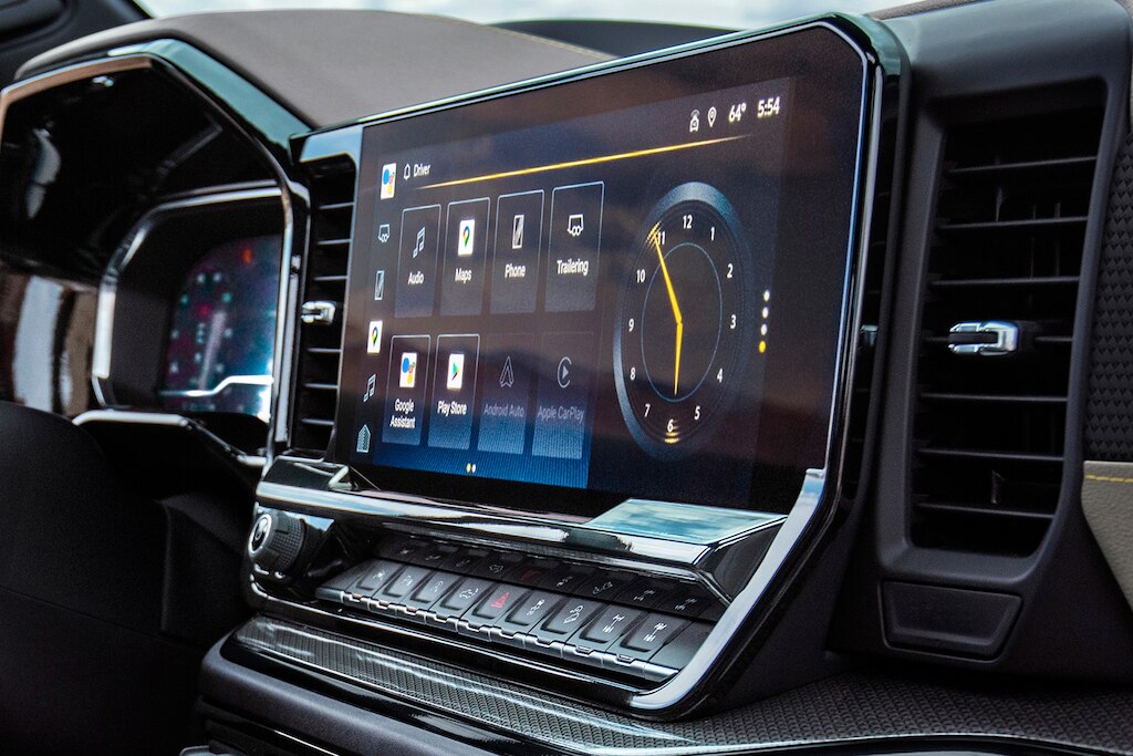 Nueva pantalla táctil de infoentretenimiento de 13.4 pulgadas para Chevrolet Cheyenne ZR2 2024