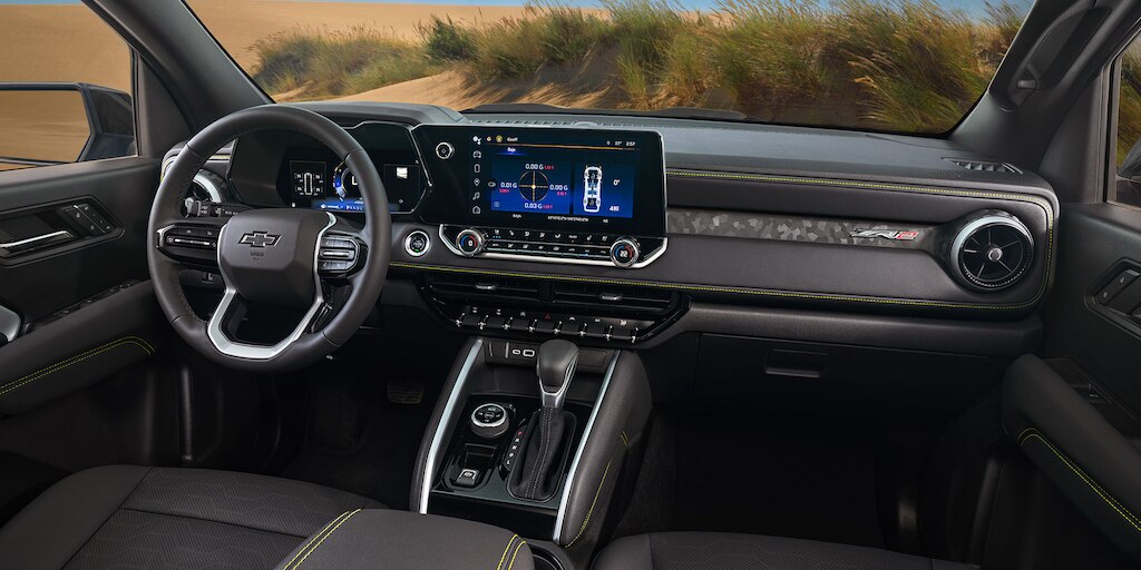 Chevrolet Colorado ZR2 2024 cuenta con sistema de infoentretenimiento con pantalla táctil de 11 pulgadas