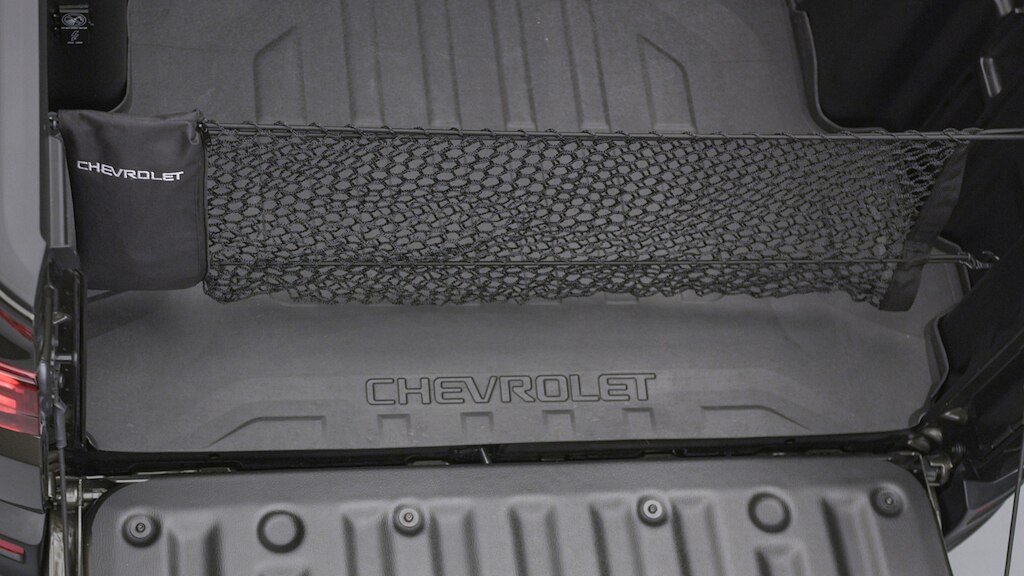 Protege el piso original de tu nueva camioneta Chevrolet Montana RS 2024 con el tapete de vinil rígido.