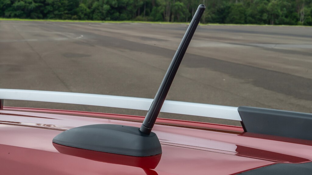 Tu pickup compacta Chevrolet Montana 2024 necesita una antena deportiva de techo