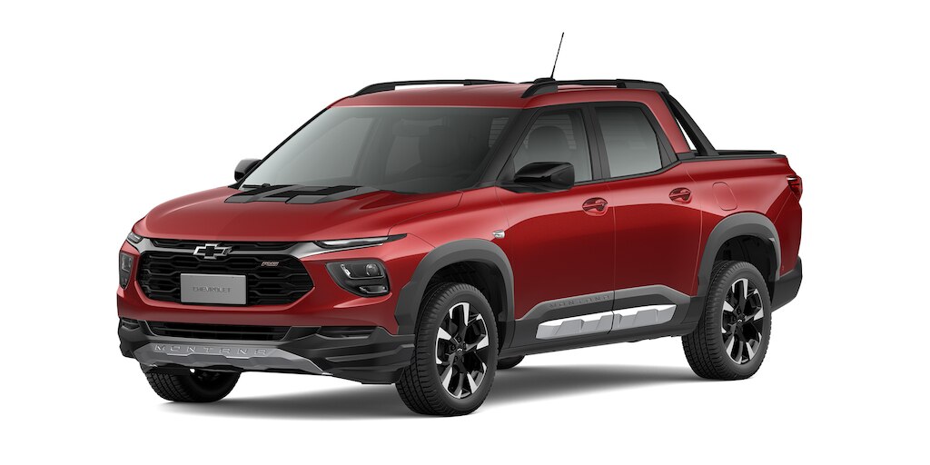  Nueva camioneta pickup compacta Chevrolet versión Montana RS 2024 disponible en color Rojo Flama