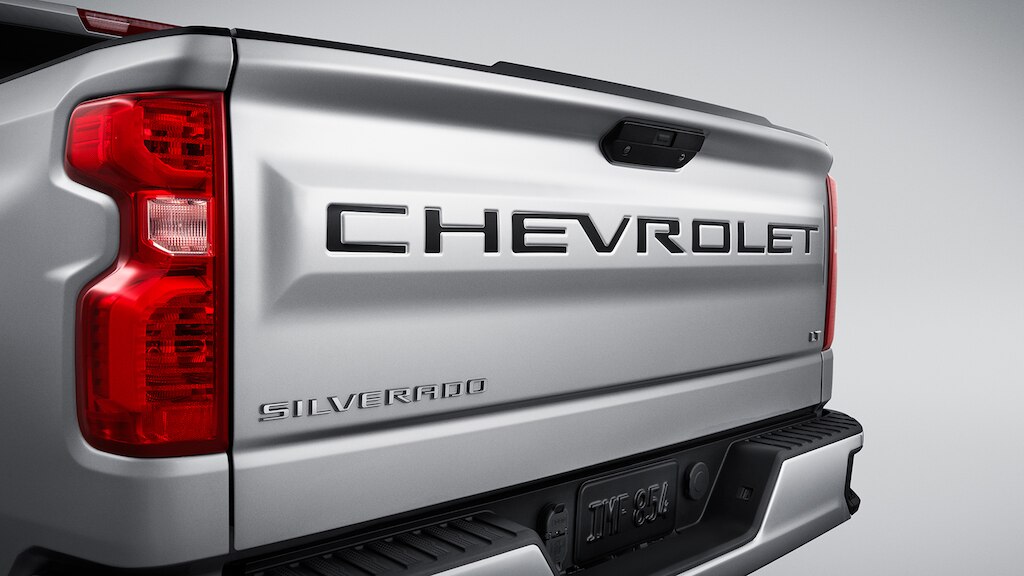 Calcomanía Chevrolet para puerta de caja en negro de Silverado Turbo 2024, camioneta de trabajo