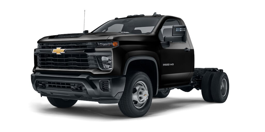 Nueva Chevrolet Slverado HD 2024 en color negro