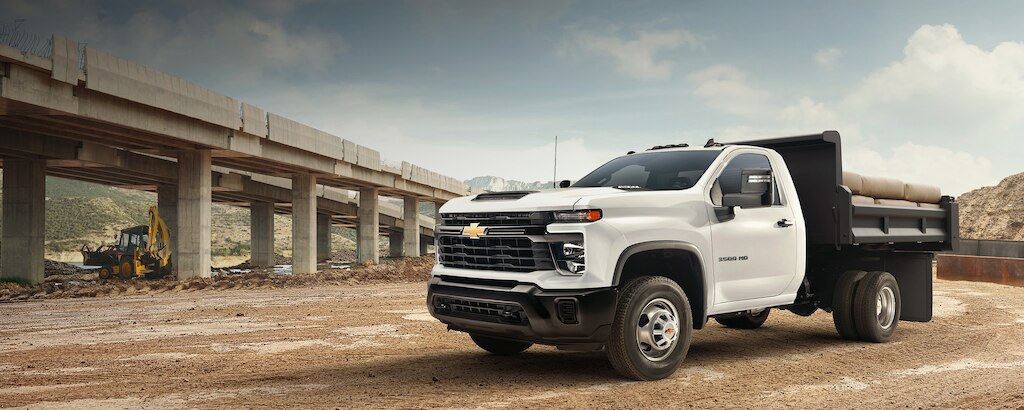 Nueva Chevrolet Silverado HD 3500, 2024. La camioneta de 3.5 toneladas con motor V8 y 401 HP